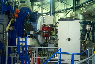 NACO_at_Yepun_small.jpg